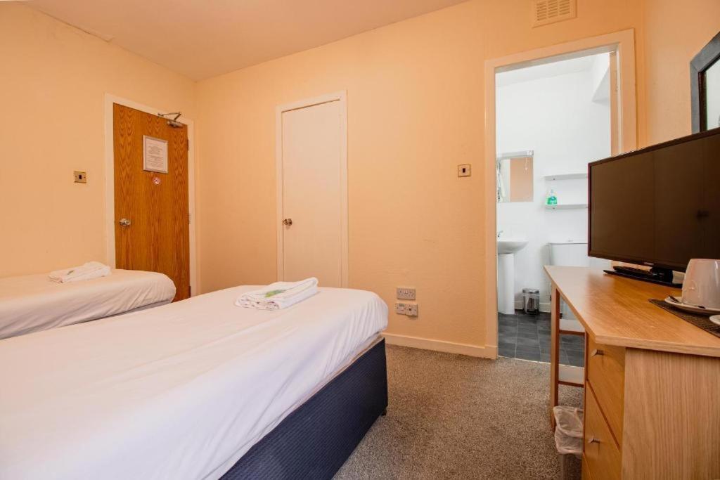 The Ben Mhor Hotel, Bar & Restaurant Hotel 3*