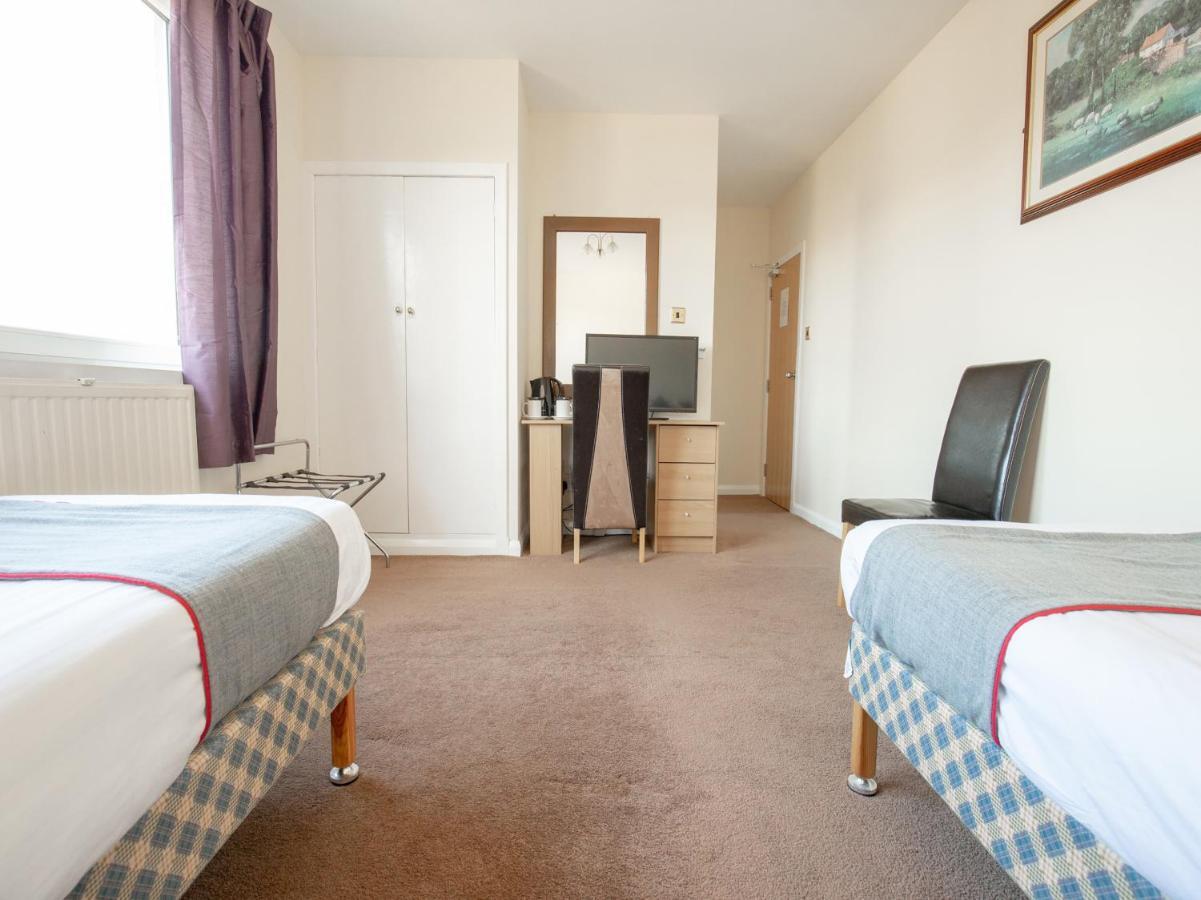 The Ben Mhor Hotel, Bar & Restaurant Hotel 3*
